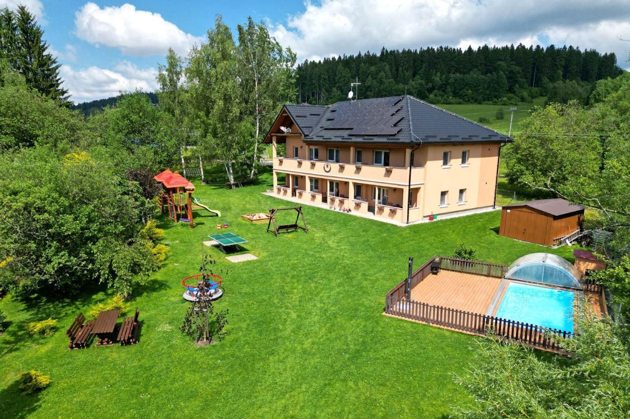 Apartments Nad Rybniky Horní Planá المظهر الخارجي الصورة
